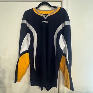 Reebok Navy Blue Yellow Hockey Jersey Mens Large 25P00 BUF SR RBK Gamewear NWT